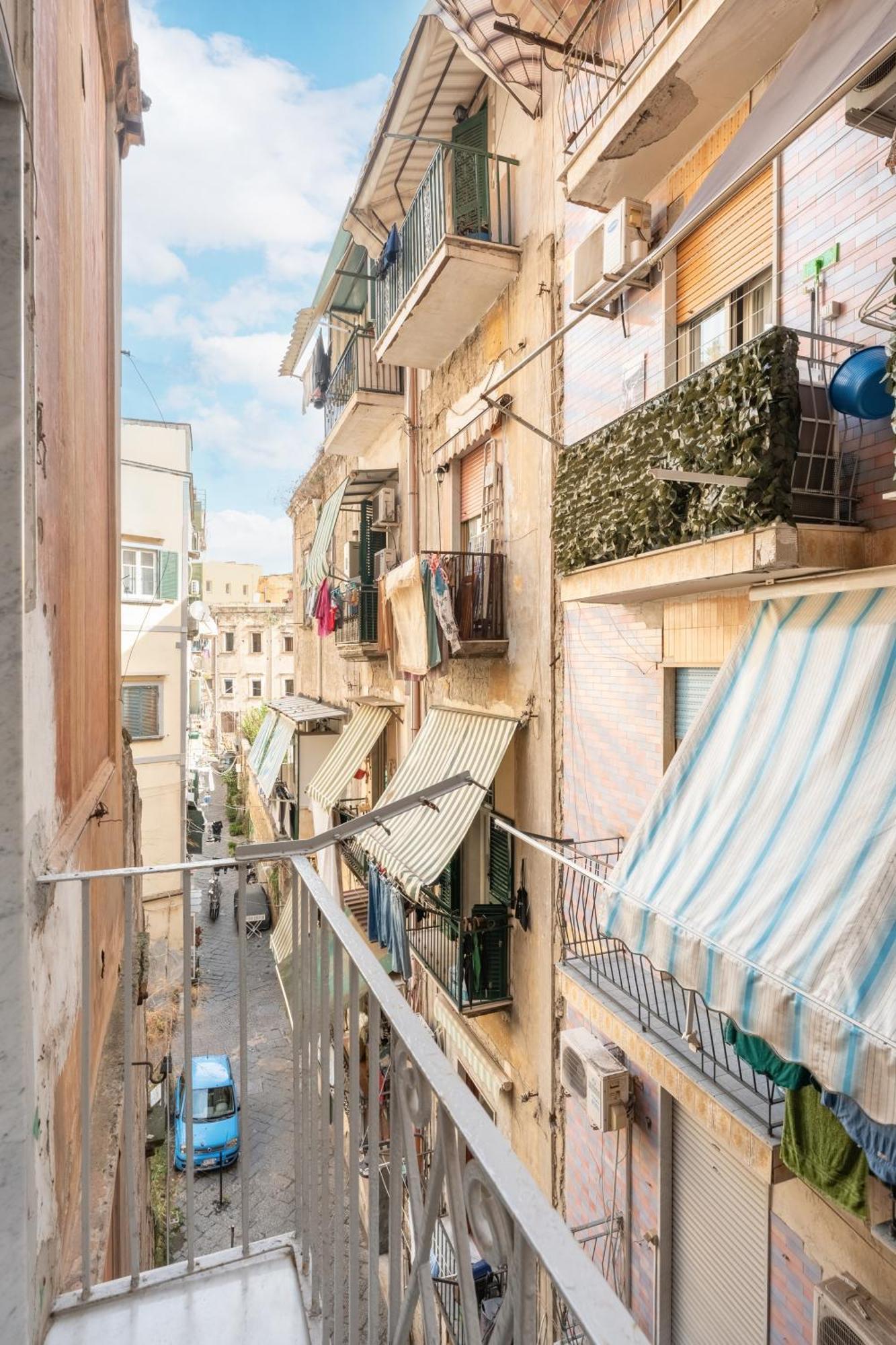 The Idyll Boutique Apartment - Suite In Napoli'S Spanish Quarters 外观 照片